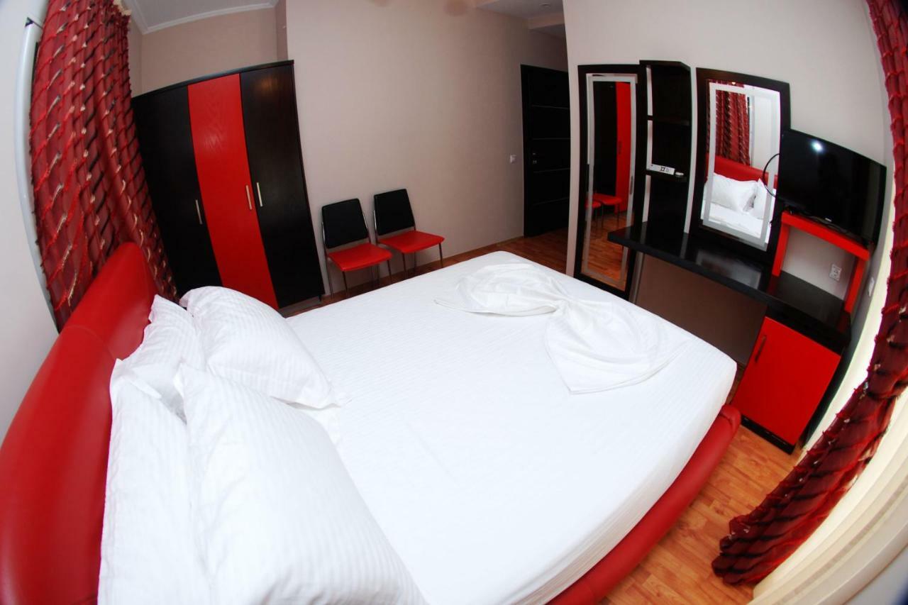 Hotel Ramo Saranda Extérieur photo