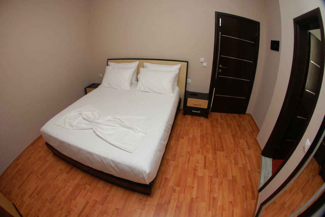 Hotel Ramo Saranda Extérieur photo