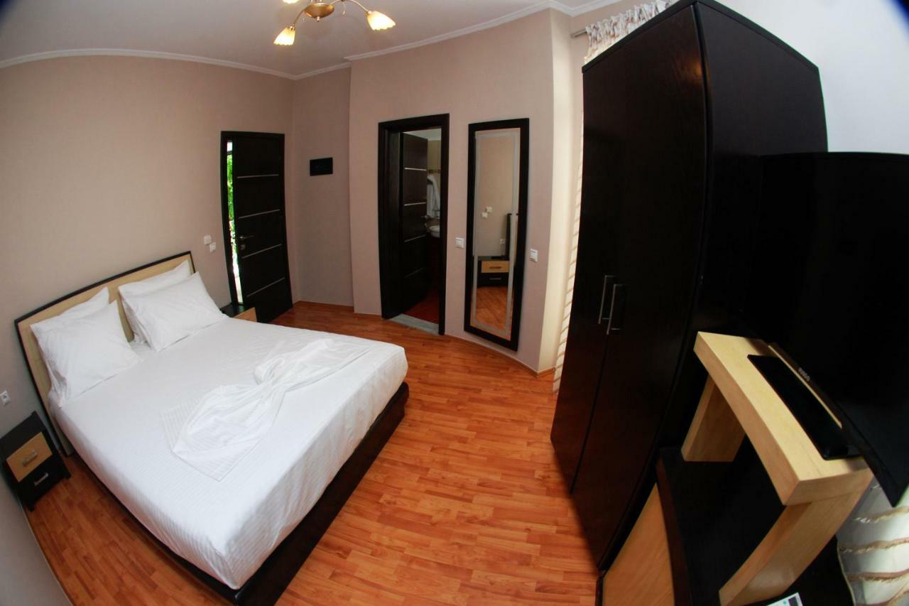 Hotel Ramo Saranda Extérieur photo