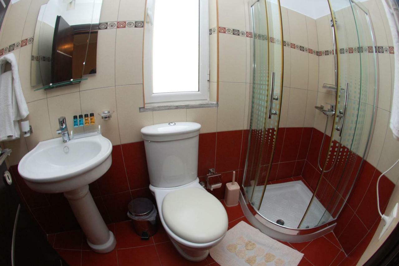 Hotel Ramo Saranda Extérieur photo