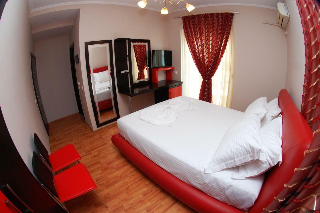 Hotel Ramo Saranda Extérieur photo